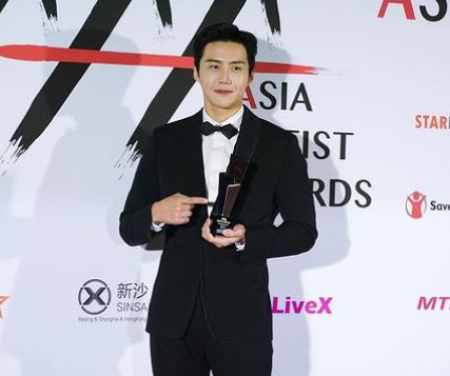 Kim Seon-ho awards